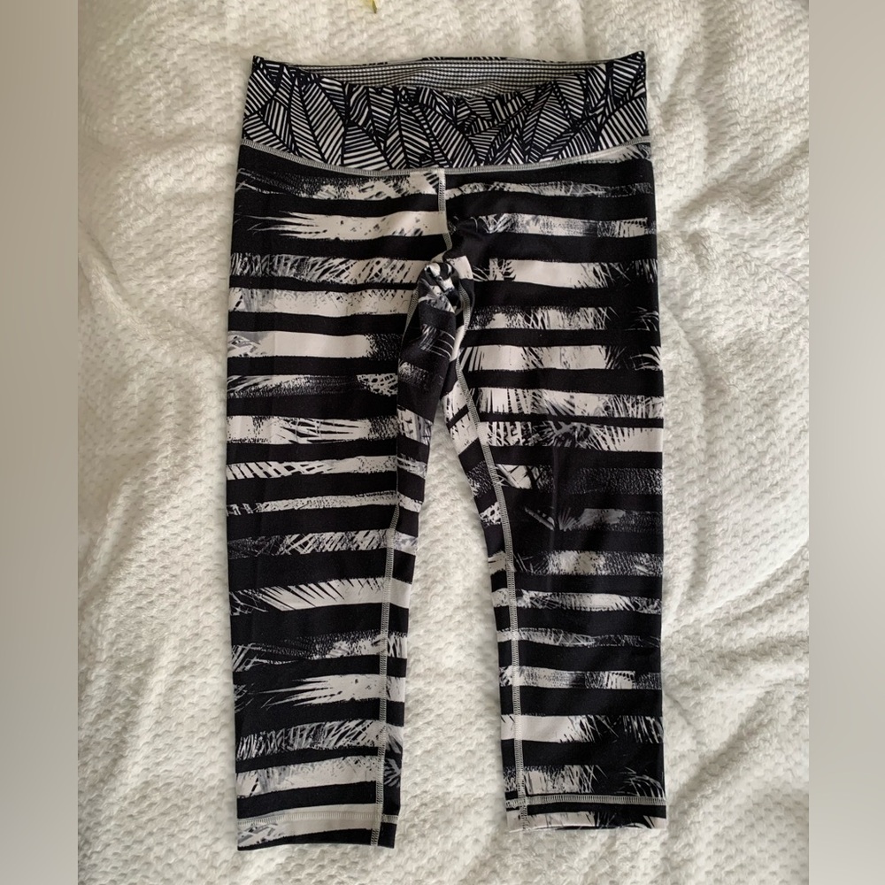 Lululemon crop tights